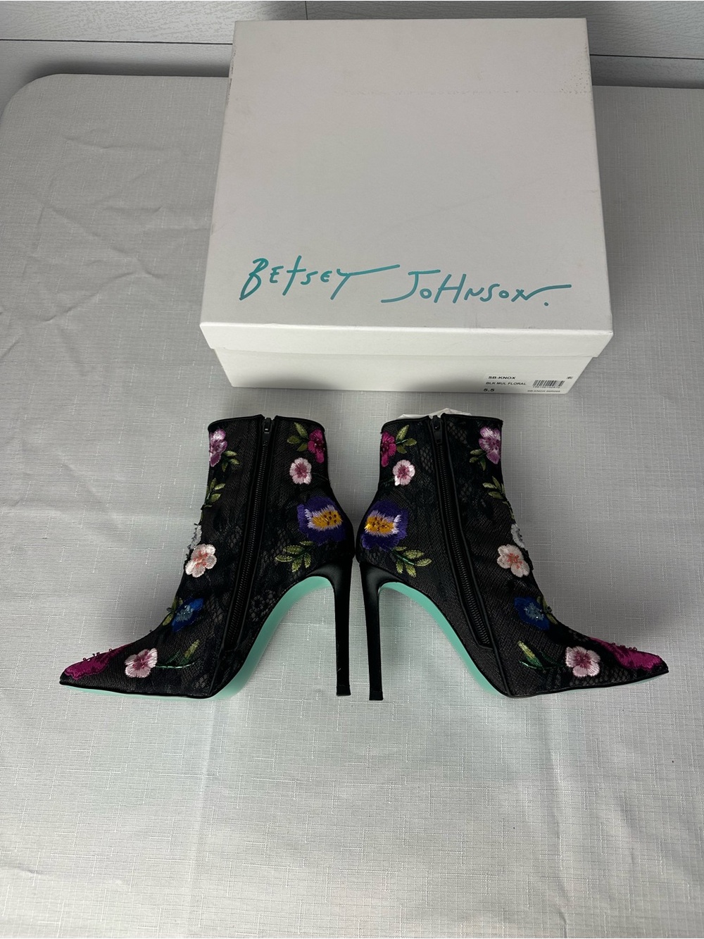 Betsey Johnson Anita Knox Bootie Size 5.5 - Picture 13 of 13
